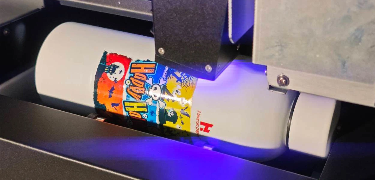 ハロウィンのクリエイティブなインスピレーション: UV プリンターでアイデアを現実化